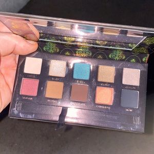 ABH Tamanna eyeshadow palette
